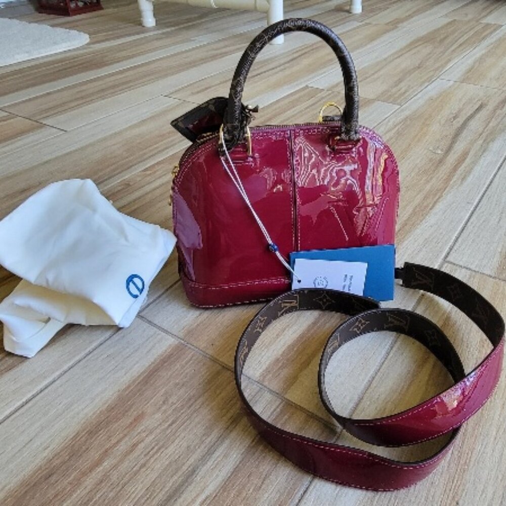 Louis Vuitton LV Logo Alma BB Vernise Lisse Monogram  Crossbody Scarlet Handbag